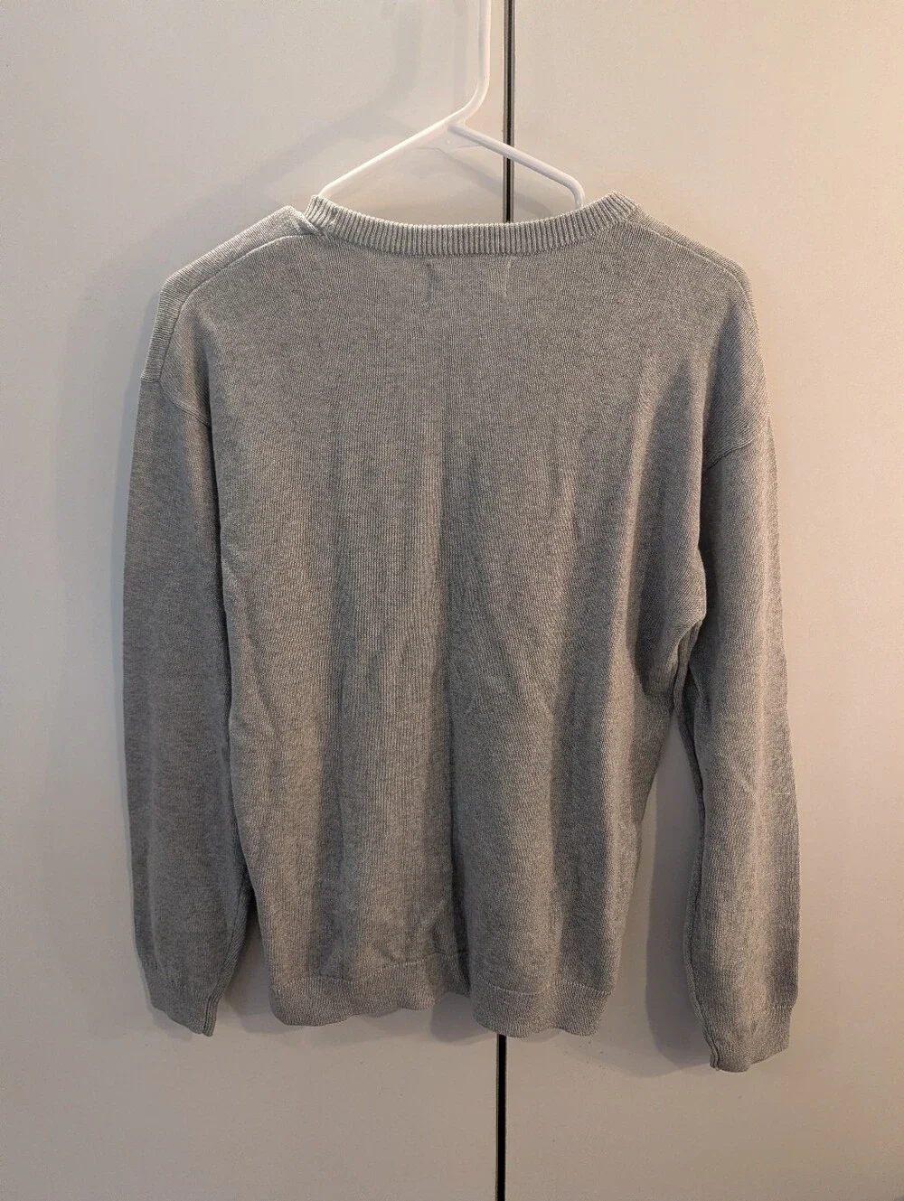 Old Navy Light Gray Boys 14/16 Crewneck Sweater NWT
